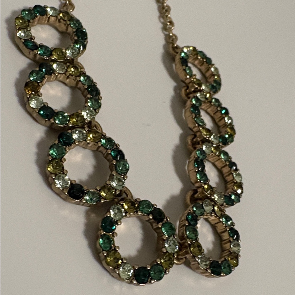 NWT [J. Crew] Green/Gold Gemstone Crystal Wreath Statement Adjustable Necklace - Picture 9 of 10